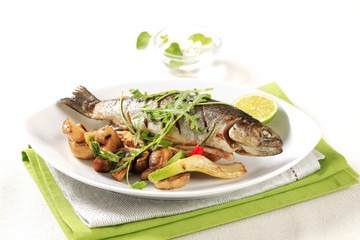 Grilled trout with mushrooms