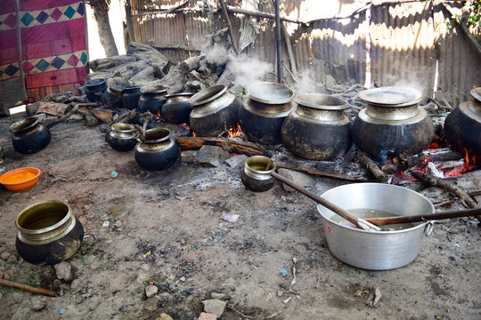 Outdoor kitchen in Kashmir