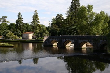 Fototapeta na wymiar Pont coudé