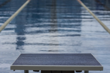 Swimming pool starting block