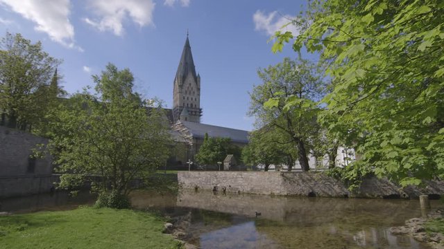 Paderborn Paderquellen und Dom