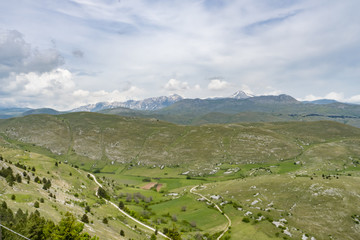Fototapeta na wymiar View of Italy from Rocca Calascio Castle, Abruzzo