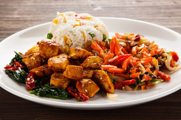 Chicken meat with rice 