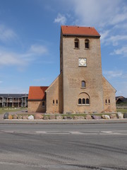 Fototapeta na wymiar Kirche in Hvide Sande