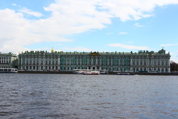 Blick über die Newa in St. Petersburg
