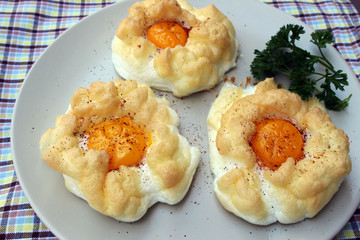 Cloud Eggs or Egg Nests. A delicious breakfast with baked eggs 
