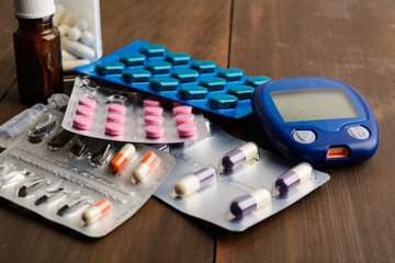 Different pills for diabetes treatment