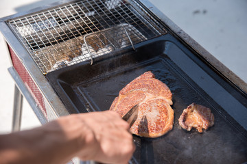 バーベキューで焼肉