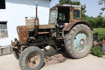 Traktor alt verrostet