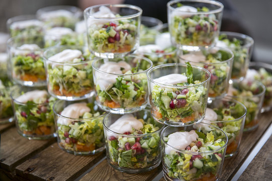 
Catering / Salat im Glas mit Dressing