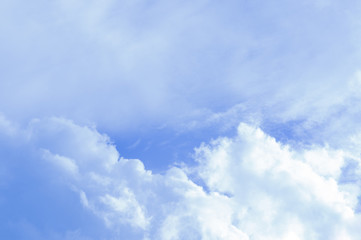 Obraz premium Blue sky with white cloud