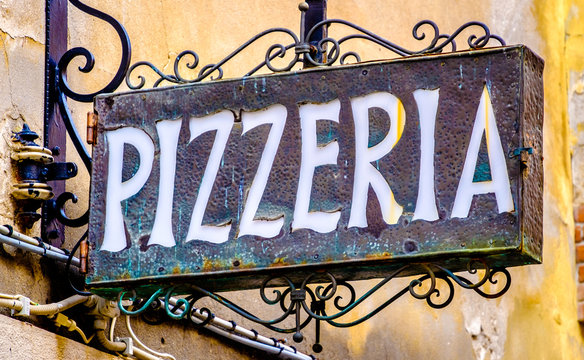 Old Pizzeria Sign