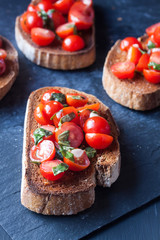 tomato bruchetta slices