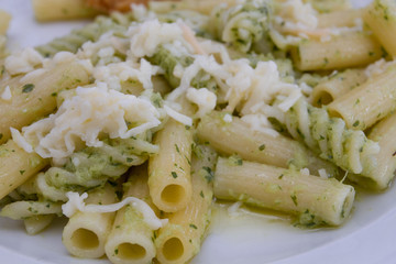 pâtes au pesto