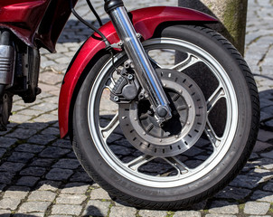 Obraz premium Front wheel of motorcycle