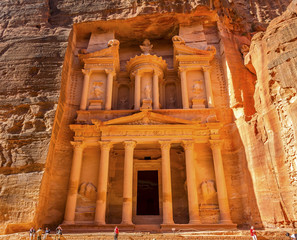 Yellow Golden Treasury Morning Jordanian Guides Siq Petra Jordan