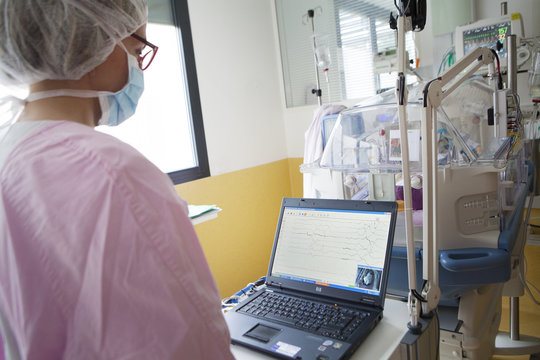 NEONATOLOGY