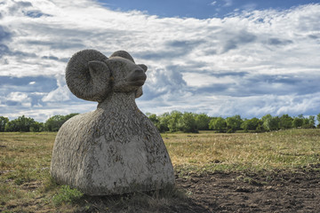 Old sheep shaped scandinavian monument © bzzup