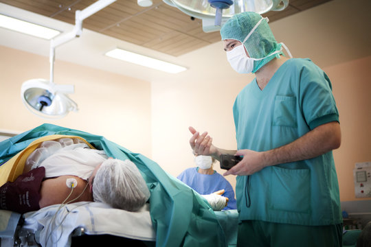 ORTHOPEDIC SURGERY