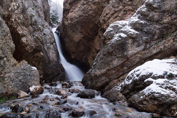 Fototapeta na wymiar Waterfall in Big Cottonwood Canyon