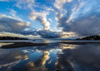 Naklejka na ściany i meble Reflections - Lake Washington