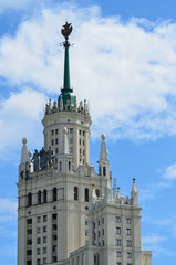 	Фрагмент высотного здания на Котельнической набережной в Москве