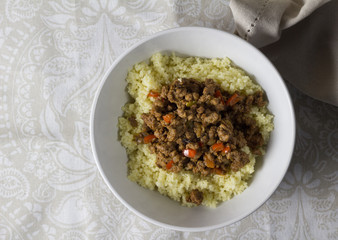 Couscous with meat and red peppers