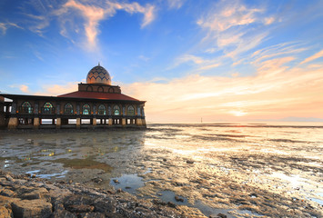 AL HUSSAIN MOSQUE Kuala Perlis as known as Floating Mosque of Perlis. Facincg of strait of Melaka.