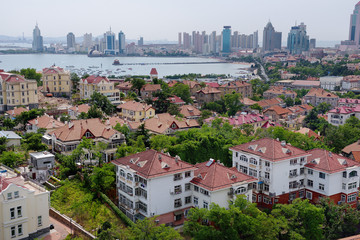 Obraz premium Panorama on red tile roofs of houses