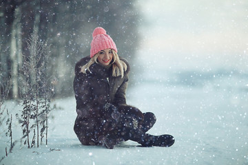 girl winter snow frosty day walk