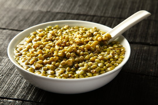 Healthy mung bean soup