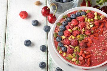 Dietary smoothies with berries