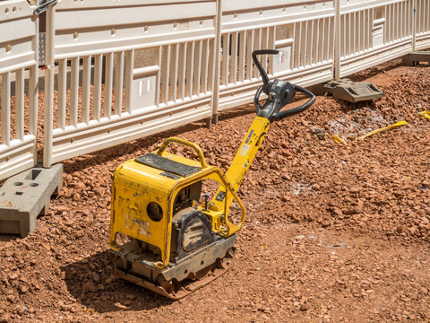 R&uuml;ttelplatte auf einer Baustelle