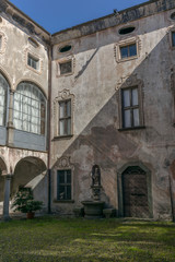 Fototapeta na wymiar Courtyard on a medieval house - 6