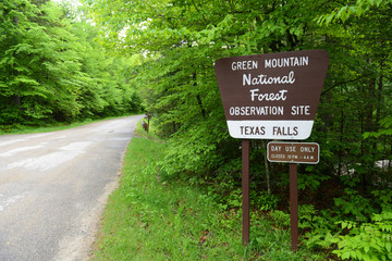 Fototapeta premium Texas Falls in Green Mountain National Forest in Hancock village, Vermont, USA.