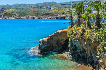 Obraz premium The beautiful coast and the bay of Agia Pelagia near Heraklion, Crete, Greece.