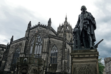 Fototapeta na wymiar St. Gile's Cathedral and the Statue of Adam Smith, Edinburgh, Sc