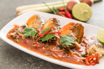 spicy mackerel salad