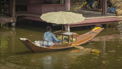 Obraz premium float market in thailand