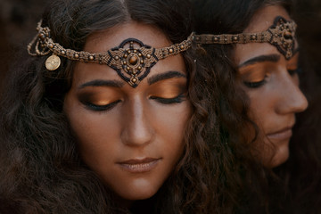 Obraz premium attractive tribal woman with ethnic jewelry
