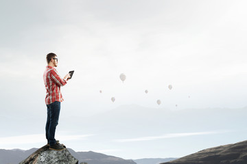 Technologies for connection and communication