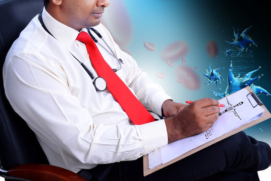 Medical practitioner with reference note