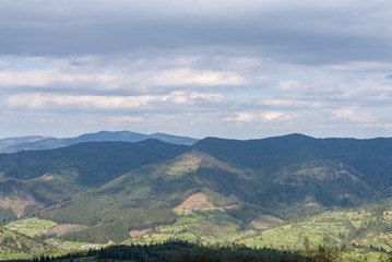 Obraz premium Carpathians, mountains from a height in the town of Slavsk