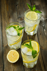 Lemonade with lemon, mint and ice