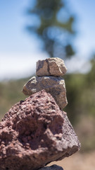 Steine aufeinander gestapelt