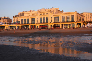 casino biarritz at sunset - obrazy, fototapety, plakaty