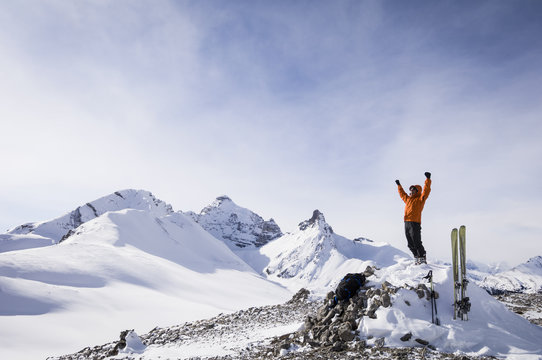 Male skier on Parker Ridge , Banff National Park, Alberta, Canada