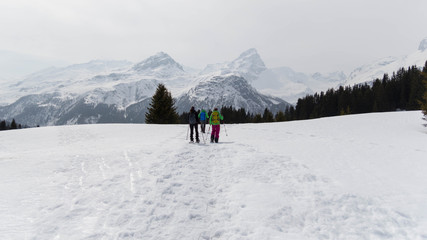Fototapeta na wymiar Schneeschuh Wanderung