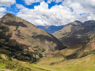 Fototapeta na wymiar Landscape of Pisaq, in the Sacred Valley of the Incas, Peru
