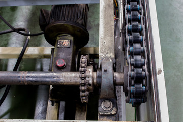 The conveyor chain drive shaft in industry.